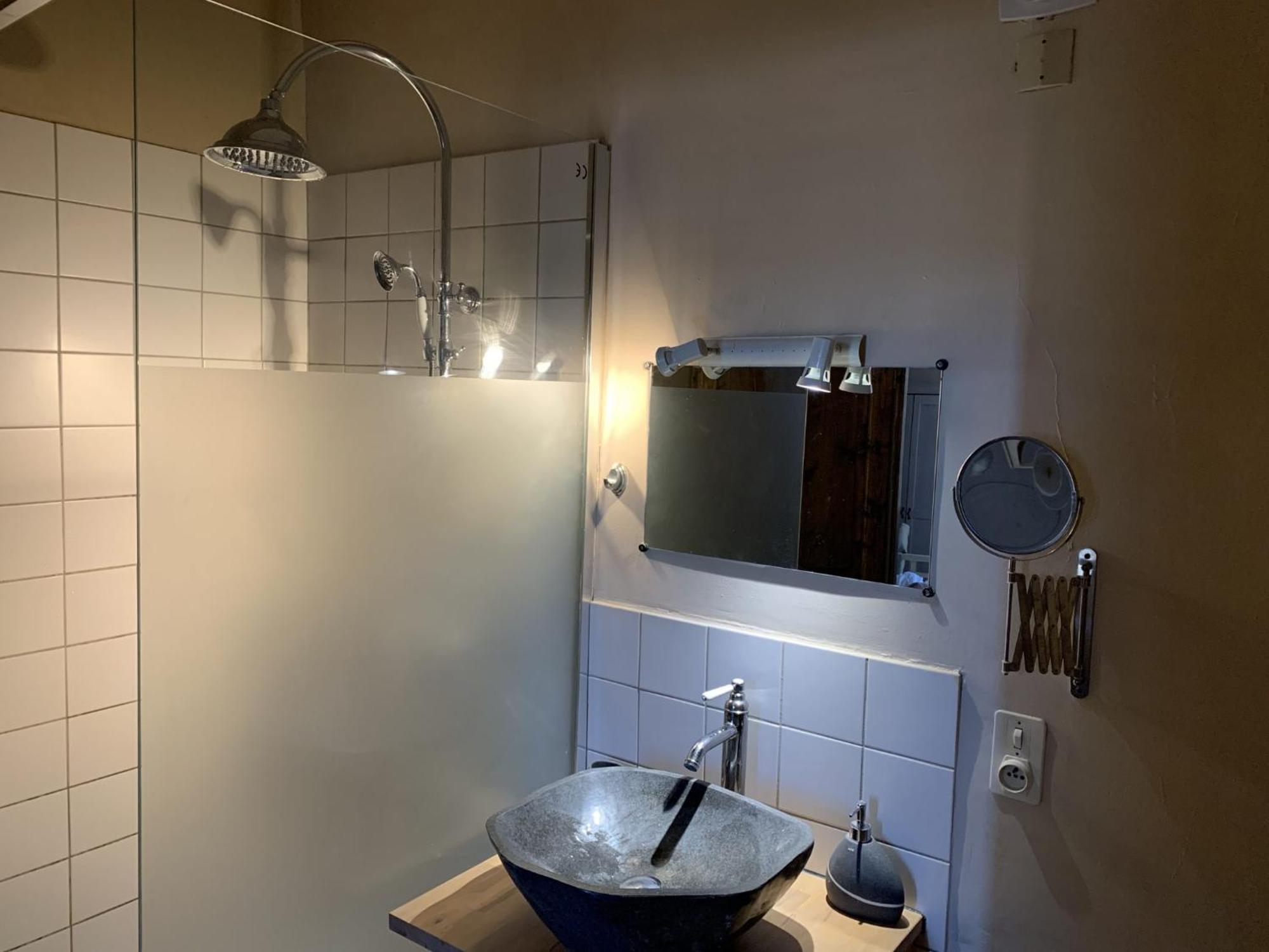 Chambres Et Table D'Hotes Au Brabo Mormoiron Ngoại thất bức ảnh